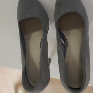 Forever 21 grey heels